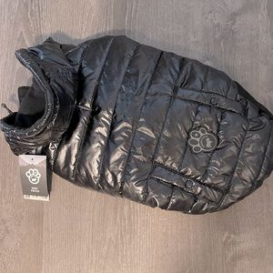 Canada Pooch Shiny Pooch Dog Coat with Flannel Lining & Water Resistant Ext NWT